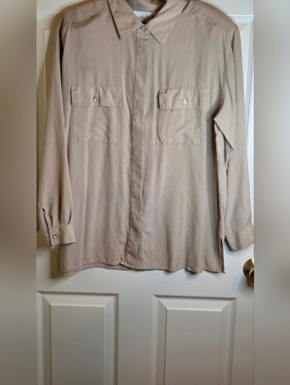 Vtg Christie&Jill 1X Beige 100% SILK Front Pockets Lslv Buttons Up Women Shirt